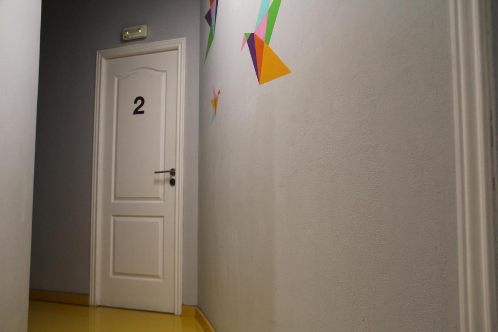 Sleep Green - Certified Eco Youth Hostel Barcelona Ruang foto