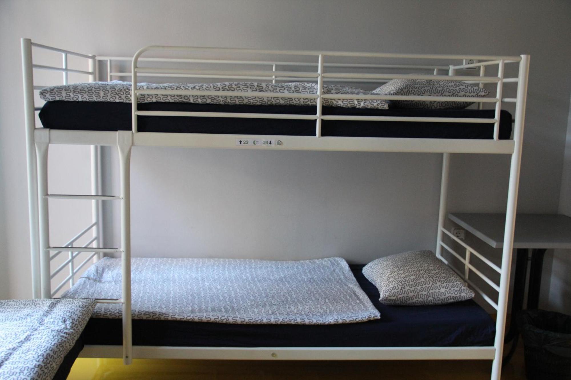 Sleep Green - Certified Eco Youth Hostel Barcelona Ruang foto