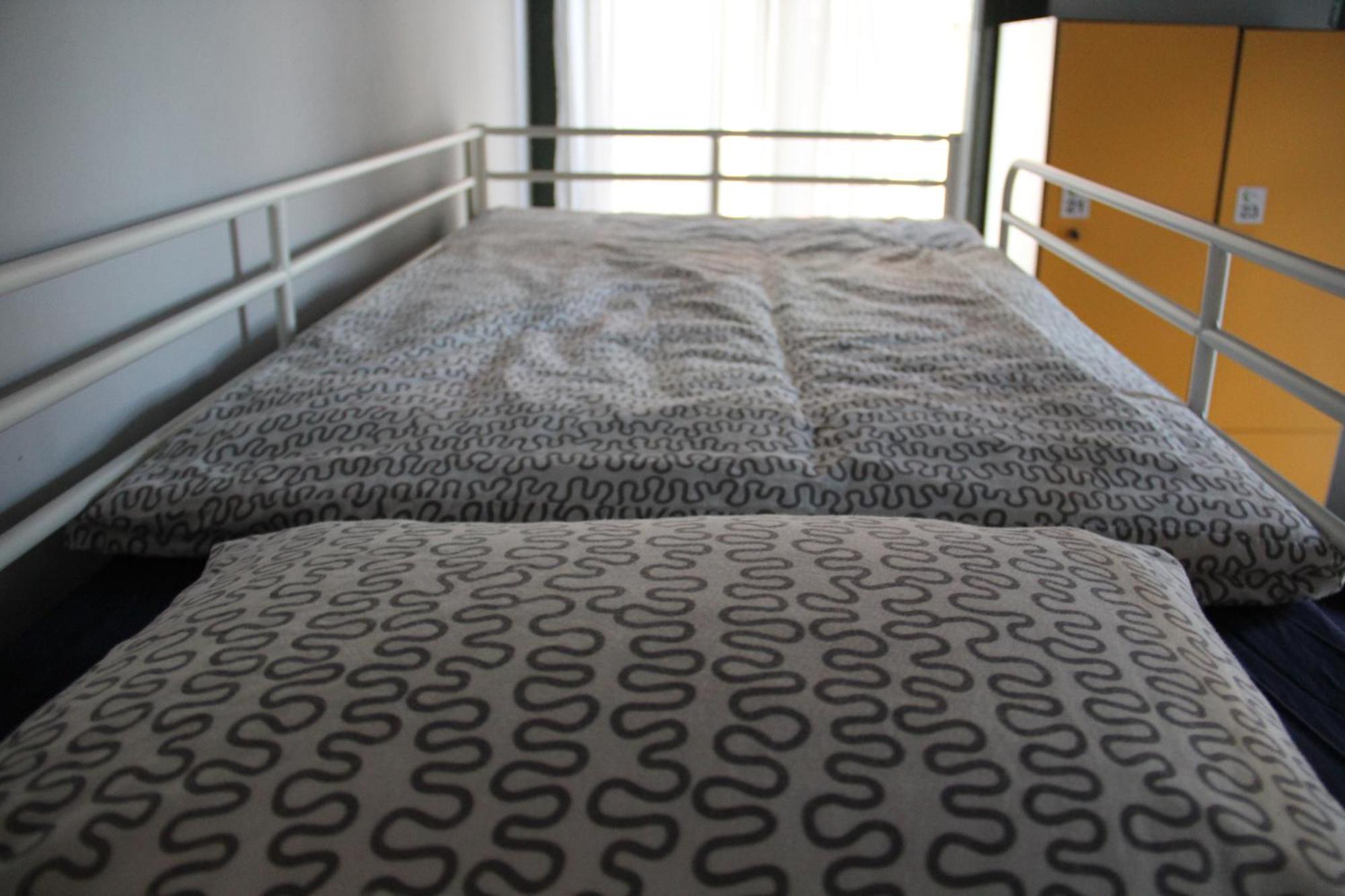 Sleep Green - Certified Eco Youth Hostel Barcelona Ruang foto